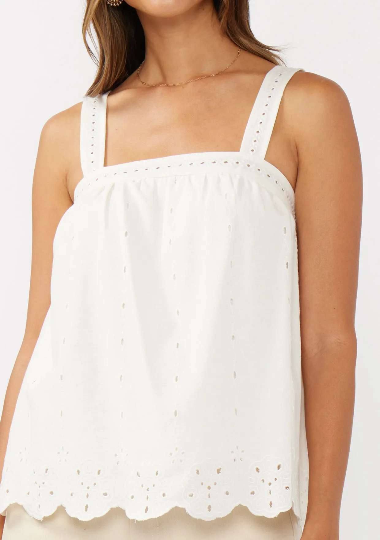 Embroidered Floral Scalloped Hem Tank