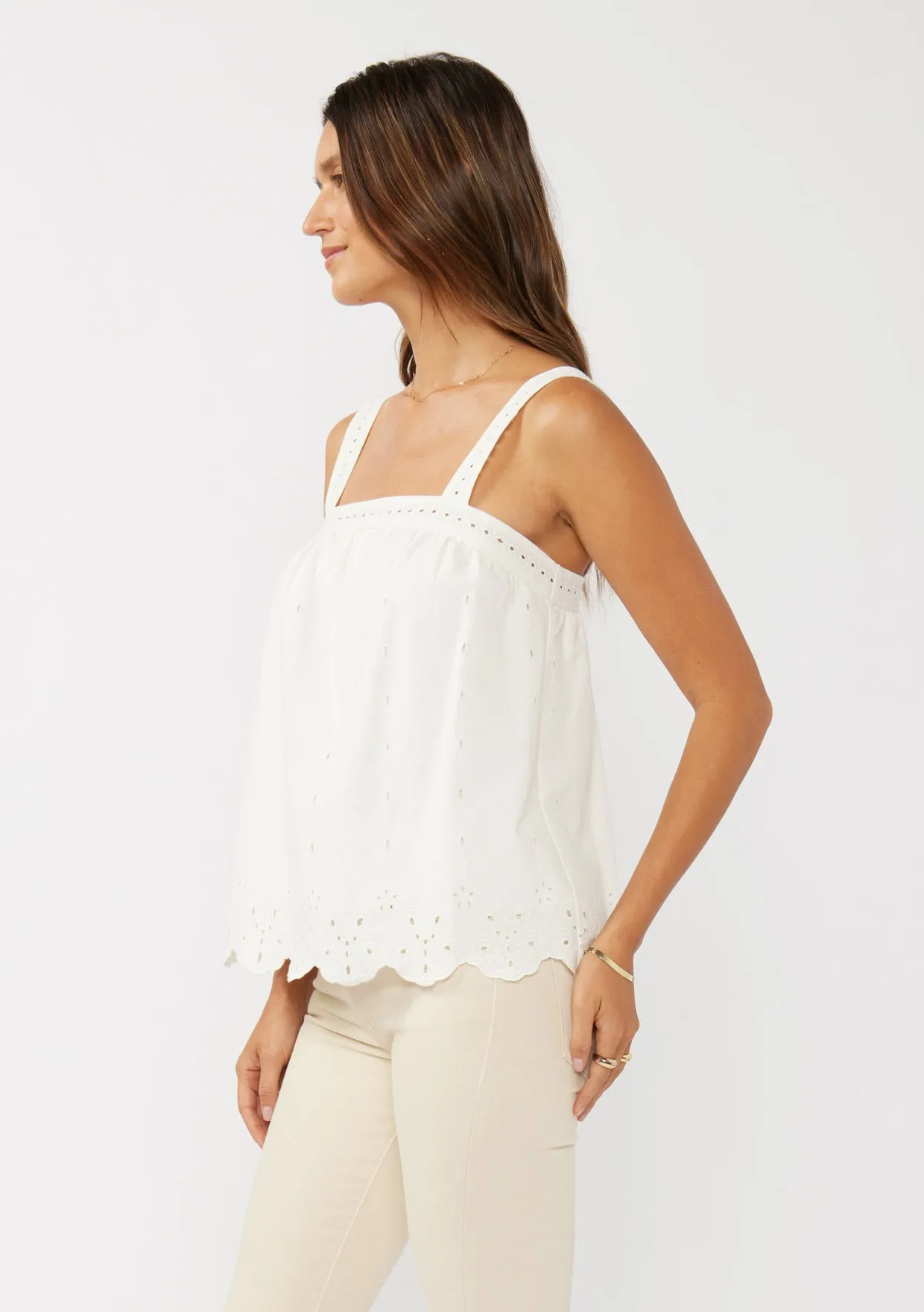 Embroidered Floral Scalloped Hem Tank