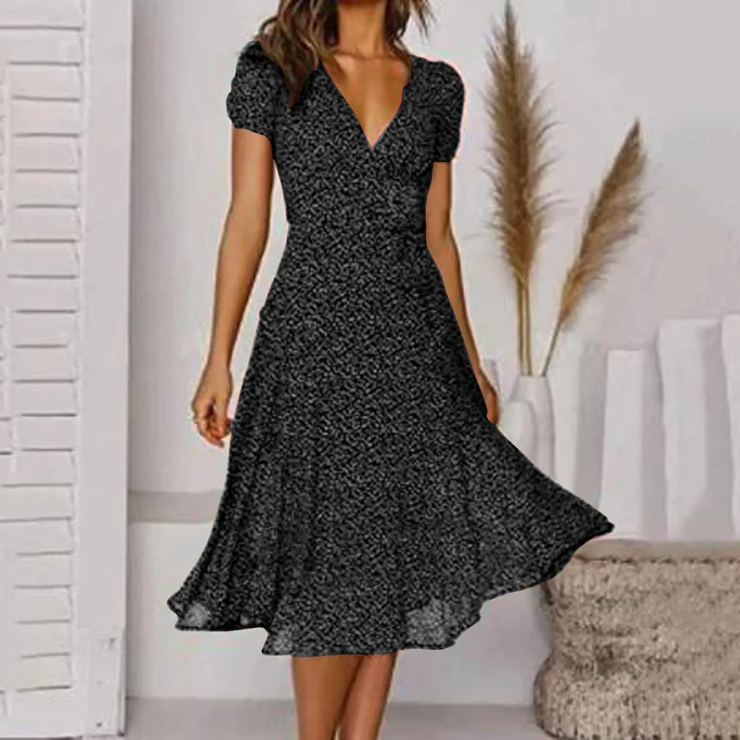 Floral Dresses for Women 2024 V Neck Short Sleeve Midi Dress High Waist Elegant Flowy Smocked Dress Summer Dresses