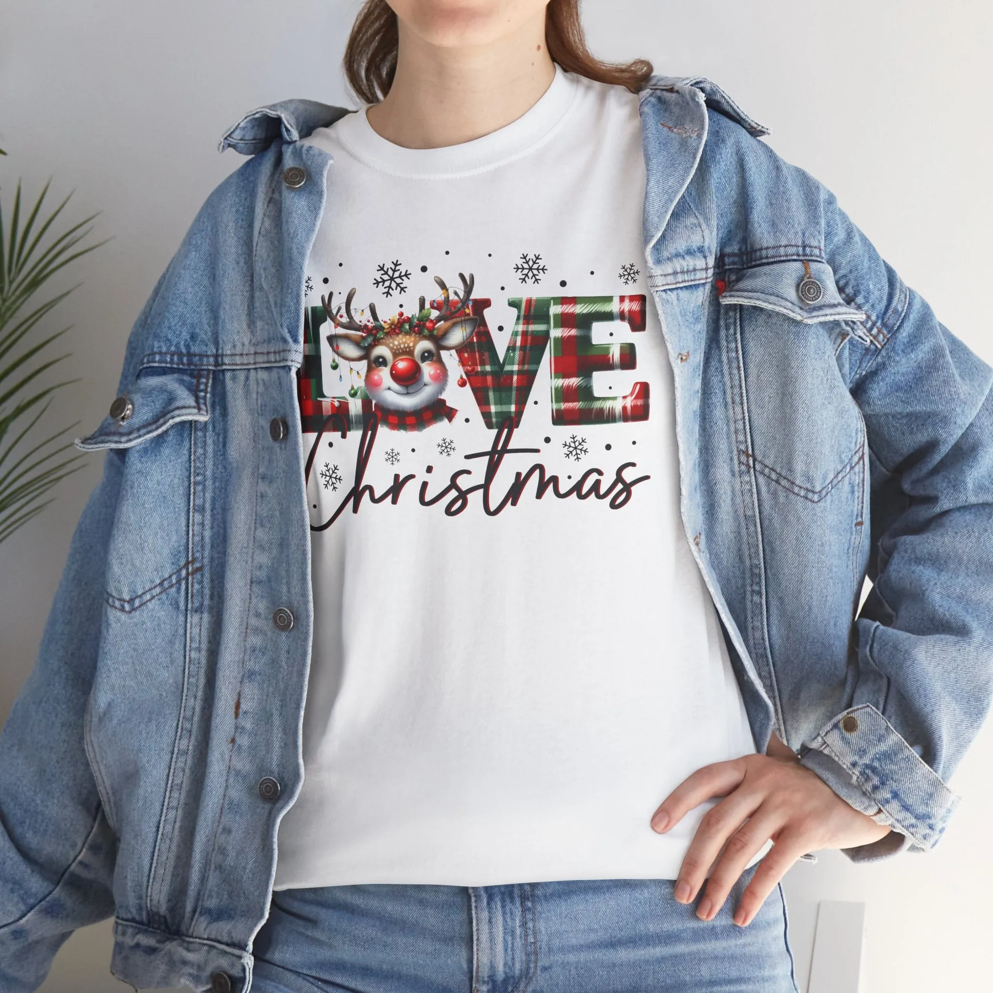Love Christmas Heavy Cotton Tee - Festive and Comfortable Holiday Apparel