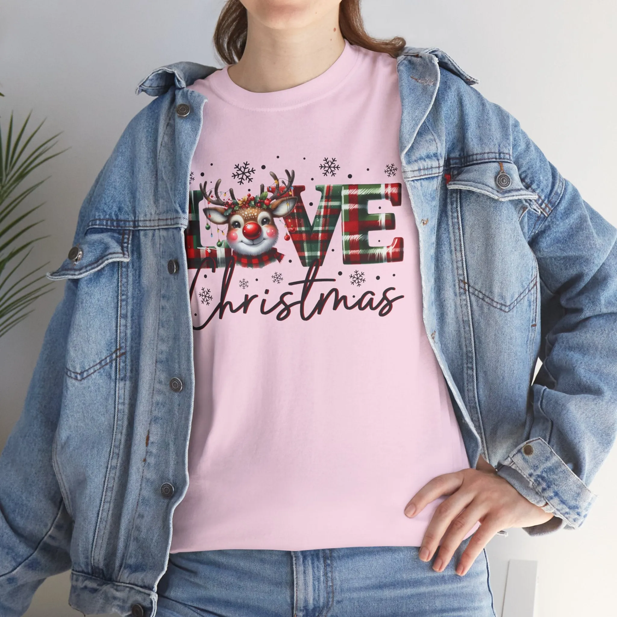Love Christmas Heavy Cotton Tee - Festive and Comfortable Holiday Apparel