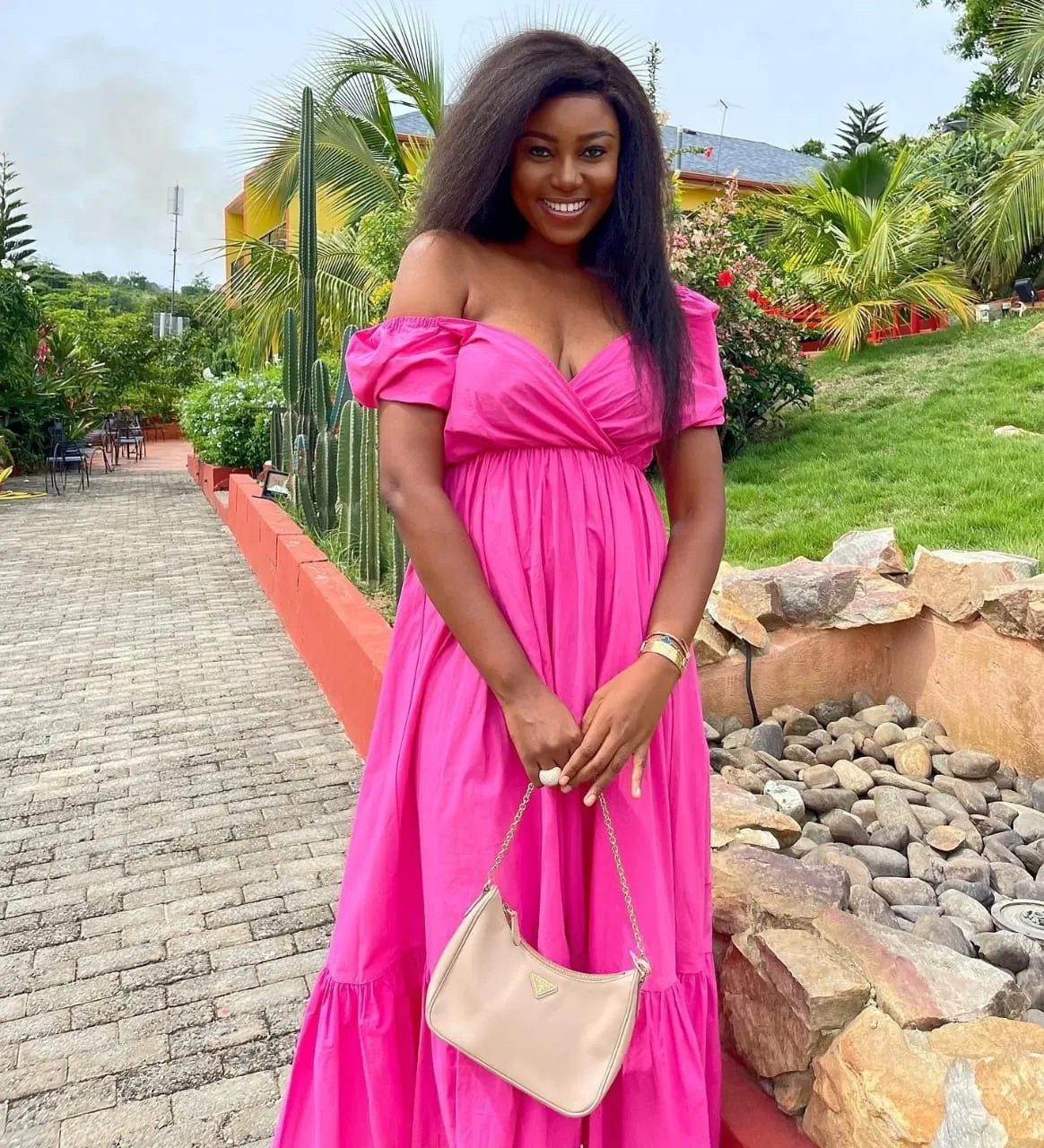 Relaxed balloon sleeves dress