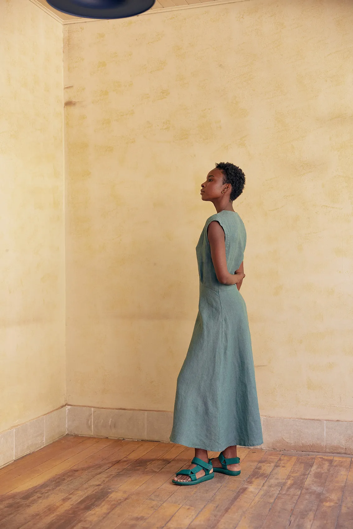 V-Neck Relaxed Dress Washed Linen - Agave