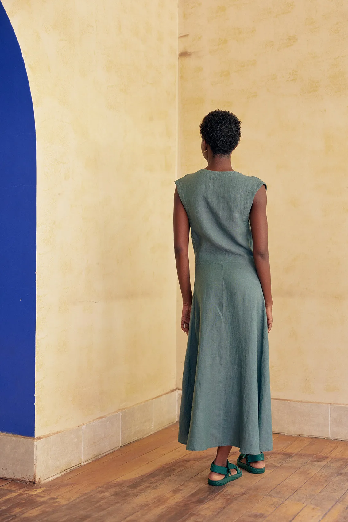 V-Neck Relaxed Dress Washed Linen - Agave